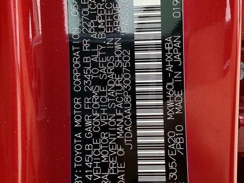 Used 2023 Toyota Prius Limited w/ Limited Premium Package FWD image 32