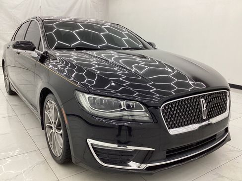 Used 2017 Lincoln MKZ Reserve w/ Luxury Package AWD/4WD image 3