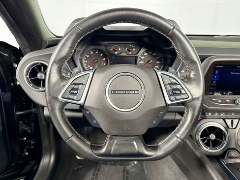 Used 2024 Chevrolet Camaro LT w/ Technology Package RWD image 10