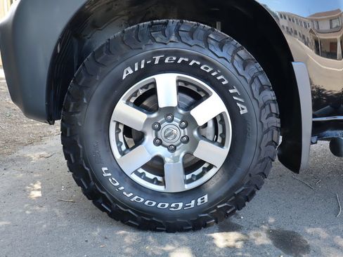 Used 2013 Nissan Xterra PRO-4X w/ Pro-4x Leather Pkg AWD/4WD image 41