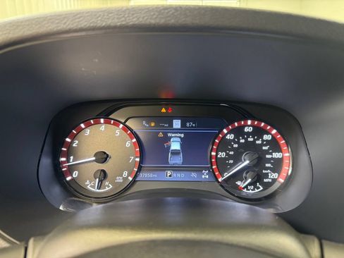 Used 2024 Nissan Frontier PRO-4X w/ Technology Package AWD/4WD image 33