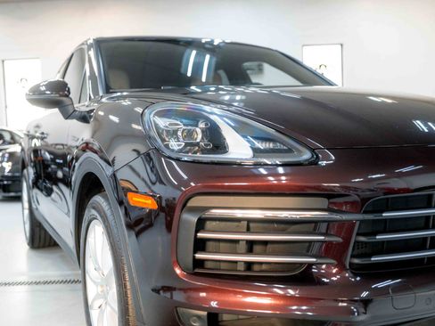 Used 2019 Porsche Cayenne image 14