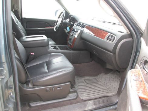 Used 2008 Chevrolet Silverado 1500 LTZ w/ Safety Package RWD image 23