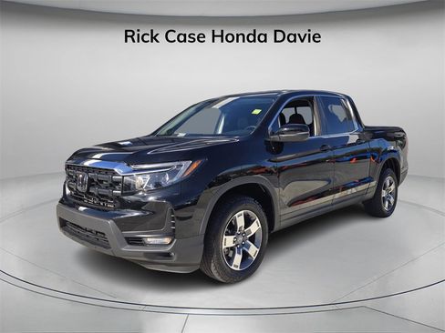 Certified 2024 Honda Ridgeline RTL image 9