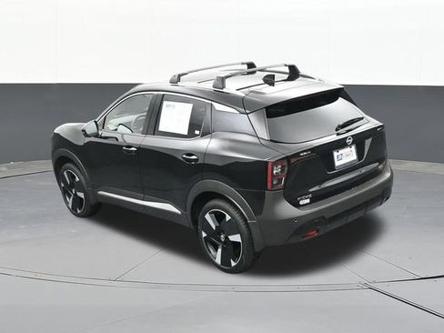 Used 2026 Nissan Kicks SR w/ SR Premium Package FWD image 58