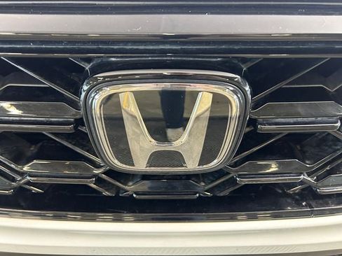 Used 2025 Honda CR-V Sport Touring image 9