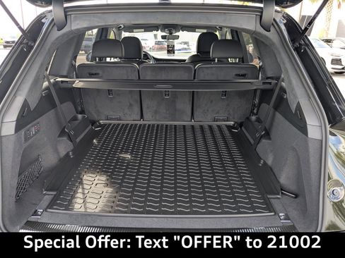 New 2025 Audi Q7 3.0T Prestige image 13