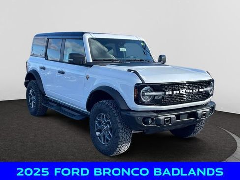 New 2025 Ford Bronco Badlands image 7