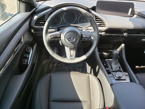 New 2026 MAZDA MAZDA3 Hatchback w/Premium Plus Pkg image 10