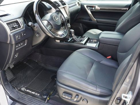 Used 2020 Lexus GX 460 Premium image 8