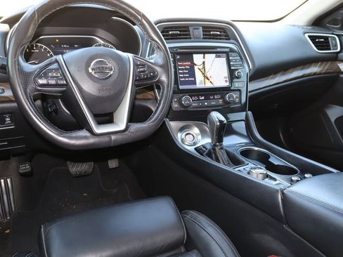 Used 2016 Nissan Maxima Platinum FWD image 5