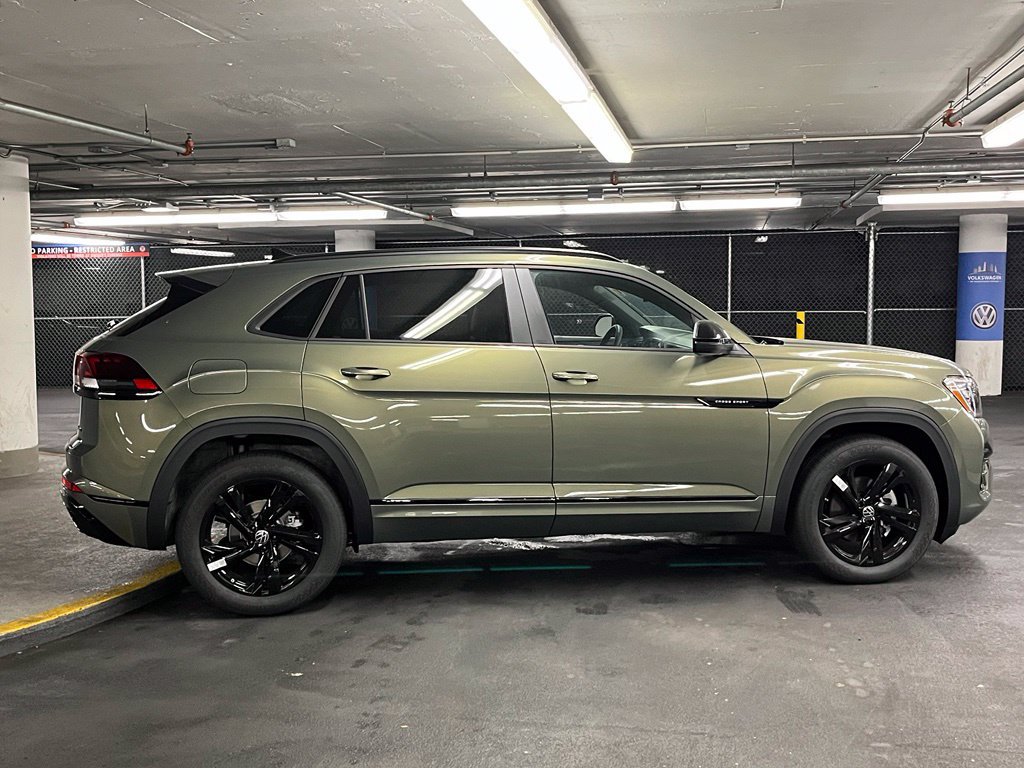 New 2026 Volkswagen Atlas Cross Sport SEL R-Line AWD/4WD image 41
