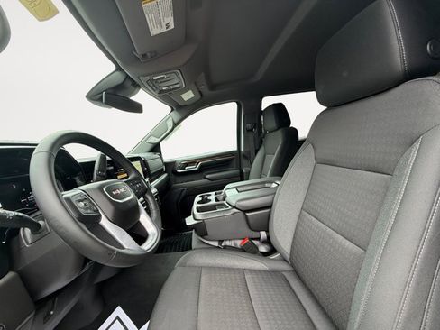 Certified 2024 GMC Sierra 1500 Elevation AWD/4WD image 9