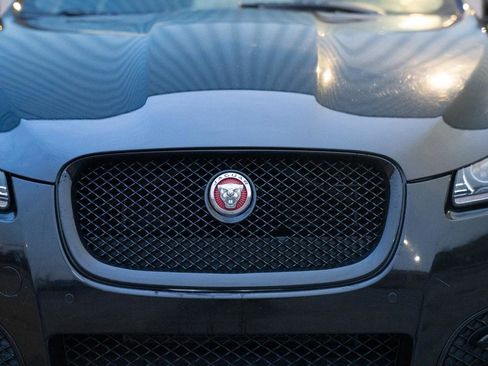 Used 2015 Jaguar XF Portfolio image 4