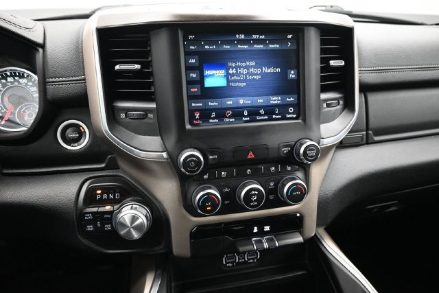Used 2021 RAM 1500 Laramie AWD/4WD image 9