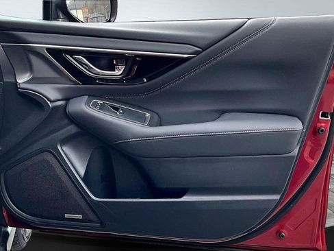 Used 2024 Subaru Outback Limited image 25