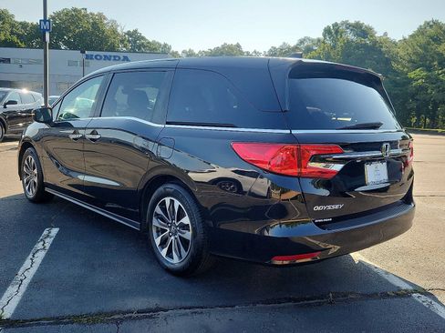 Certified 2023 Honda Odyssey EX-L image 4
