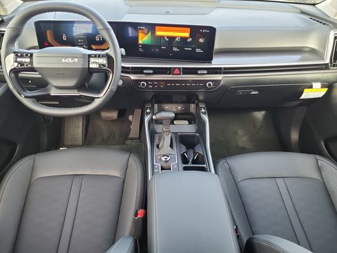 New 2026 Kia Sorento S AWD/4WD image 10