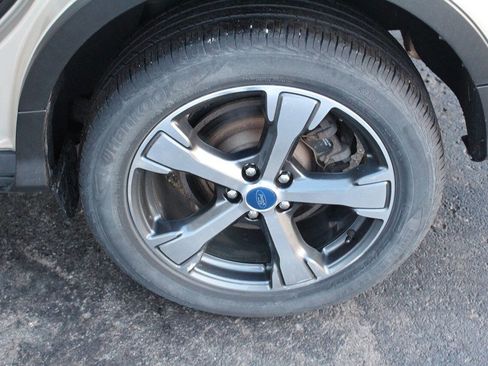 Used 2018 Ford Escape SEL image 8