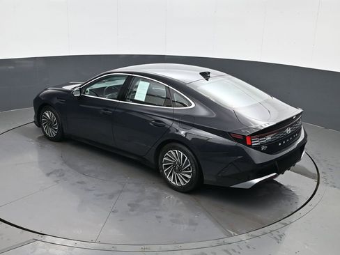 Certified 2025 Hyundai Sonata SEL image 19