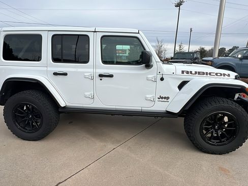 Used 2021 Jeep Wrangler Unlimited Rubicon image 7
