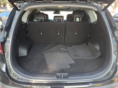Used 2021 Hyundai Santa Fe Limited image 22
