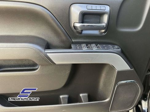 Used 2018 Chevrolet Silverado 2500 LTZ image 17