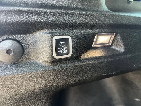Used 2021 Jeep Grand Cherokee L Laredo w/ Luxury Tech Group I AWD/4WD image 41
