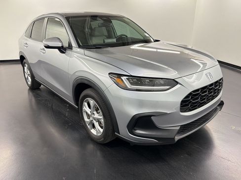 Certified 2023 Honda HR-V LX image 7