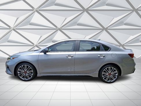 Used 2023 Kia Forte GT FWD image 6