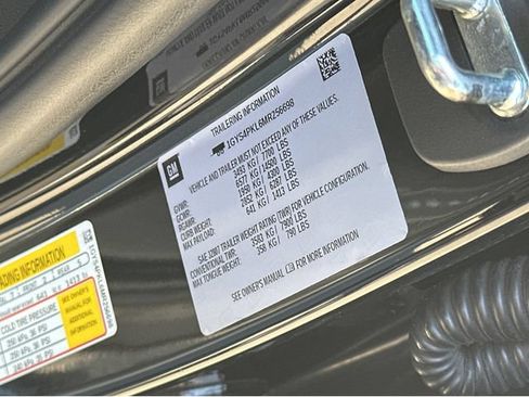 Used 2021 Cadillac Escalade ESV Sport w/ Driver Assist Tech Package AWD/4WD image 37