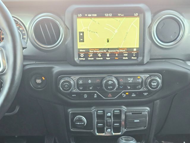 Used 2021 Jeep Wrangler Unlimited Sahara AWD/4WD image 37