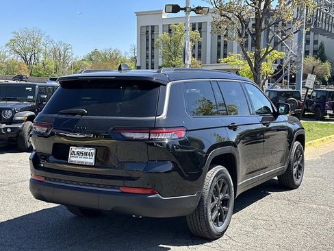 New 2026 Jeep Grand Cherokee L 4WD image 2