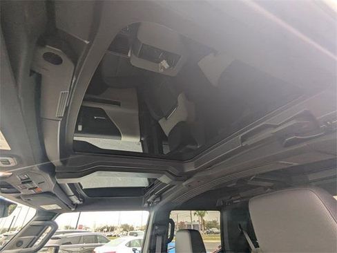 New 2026 GMC Hummer EV 4x4 Crew Cab image 20