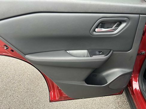 New 2026 Nissan Rogue SV AWD/4WD image 21