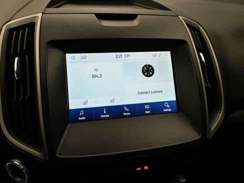 Used 2020 Ford Edge SEL FWD image 14