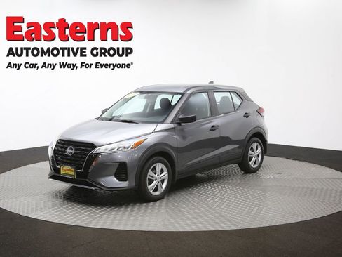 Used 2023 Nissan Kicks S image 56