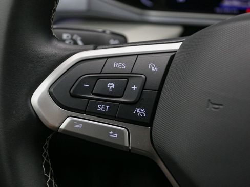 Used 2025 Volkswagen Taos SEL w/ Black Wheel Plus Package image 36