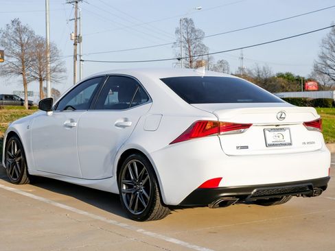 Used 2017 Lexus IS 200t F Sport image 14