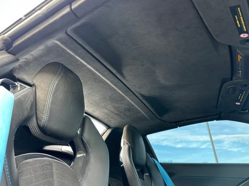 Used 2025 Chevrolet Corvette Stingray Premium Conv w/ Z51 Performance Package image 21