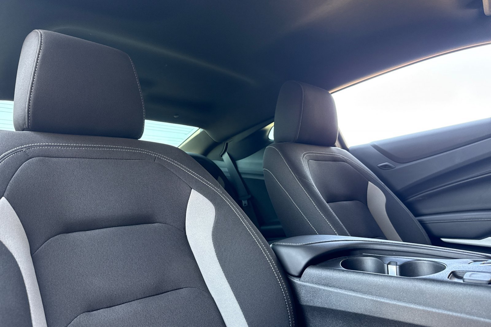 Used 2022 Chevrolet Camaro LT w/ RS Package RWD image 16