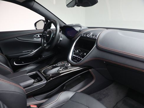Used 2023 Aston Martin DBX 707 image 24