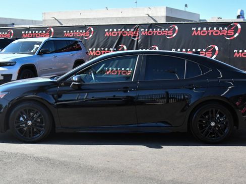 Used 2026 Toyota Camry SE FWD image 4
