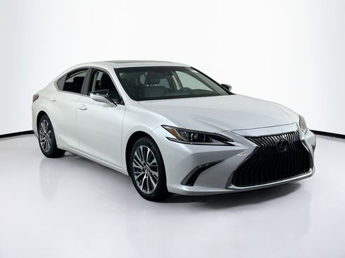 Used 2019 Lexus ES 350 image 3