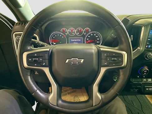 Used 2022 Chevrolet Silverado 2500 LT w/ Midnight Edition AWD/4WD image 12