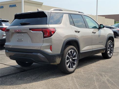 New 2027 GMC Terrain Elevation w/ Elevation Premium Package FWD image 34