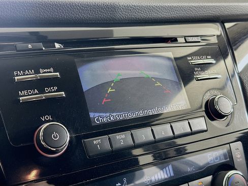 Used 2017 Nissan Rogue Sport SV image 21