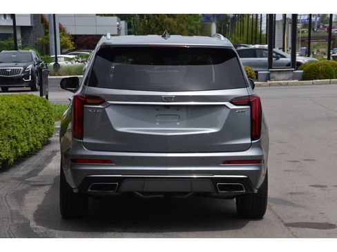 Used 2024 Cadillac XT6 Premium Luxury FWD image 5