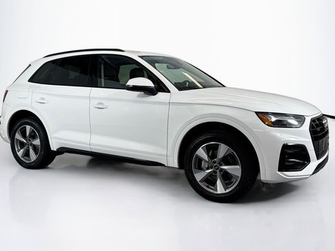 Used 2024 Audi Q5 2.0T Premium Plus w/ Premium Plus Package image 3