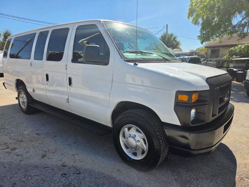 Used 2011 Ford E-350 and Econoline 350 XL w/ PWR Windows & Locks Group image 5